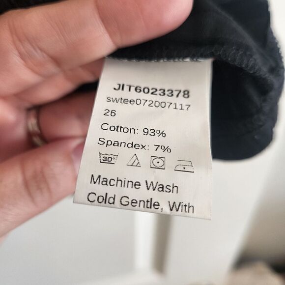 SHEIN Black Crop Top  - Picture 4 of 4